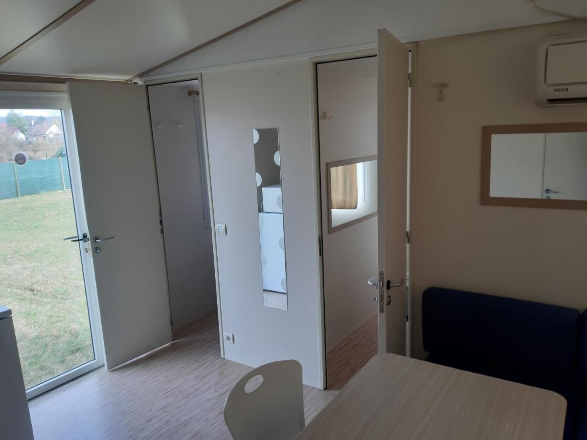 Apartament Szarszo Apartman Es Kempinghaz Balatonszarszo Zewnętrze zdjęcie
